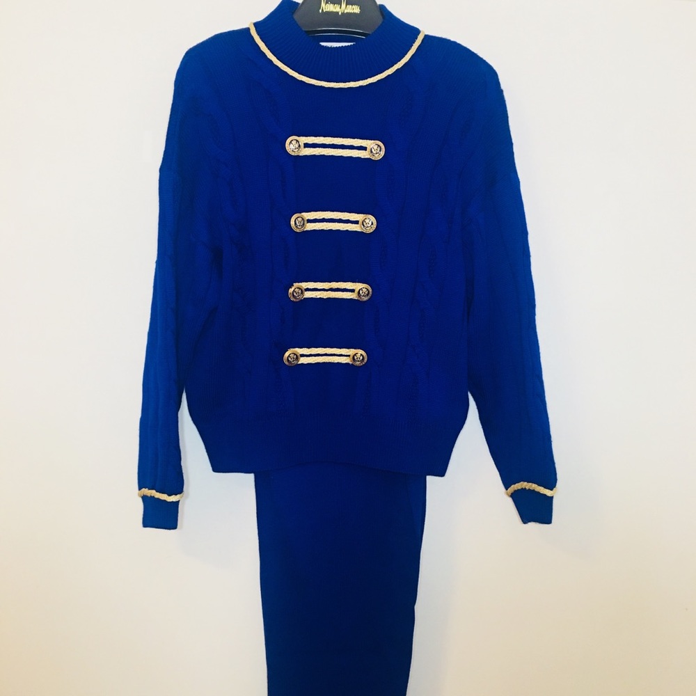 ST JOHN Collection Pant and Sweater Suit